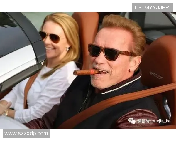 足球明星享受奢华生活抽雪茄的真实瞬间曝光引发热议